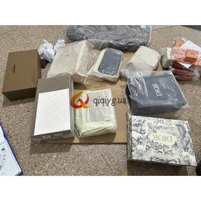 qiqiyg Shipping | qiqiyg.com Official WhatsApp:+8618120605182 QQ221